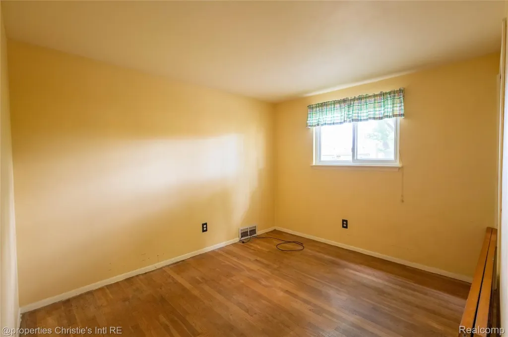 11675 Monsbrook Court Sterling Heights City MI 48312