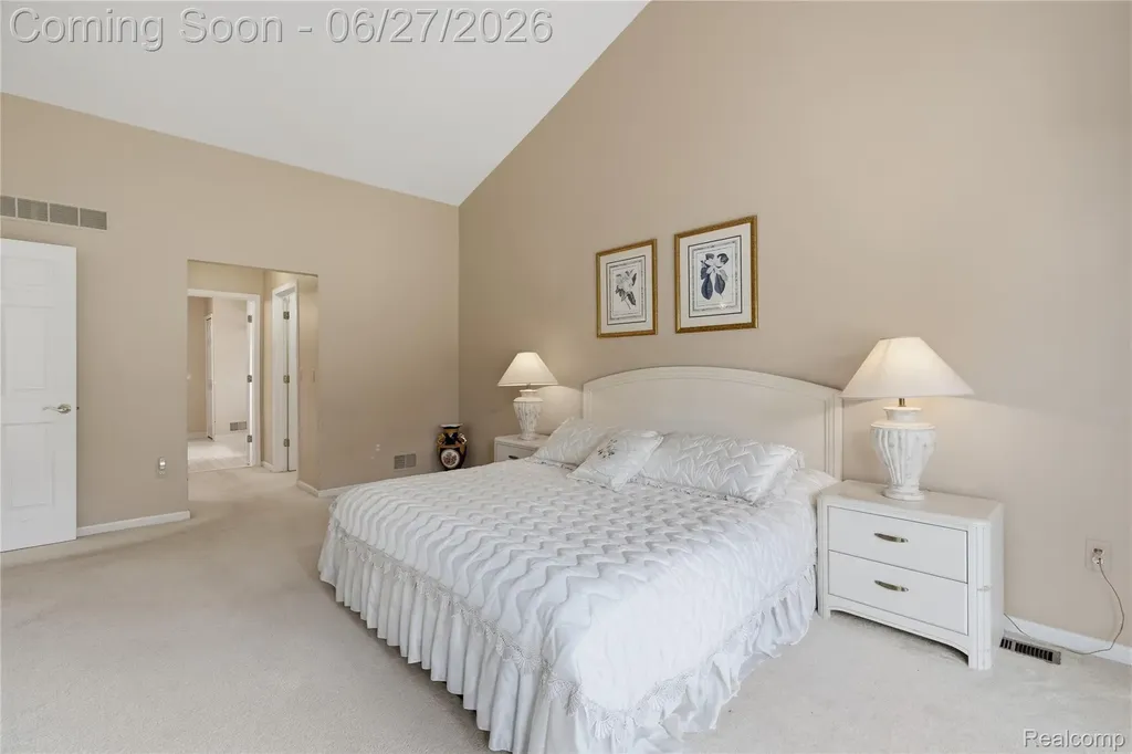 17223 Lake View Circle Northville Township MI 48168