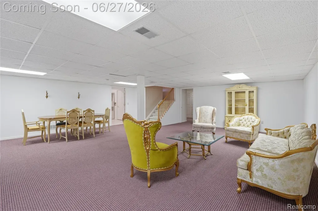 17223 Lake View Circle Northville Township MI 48168