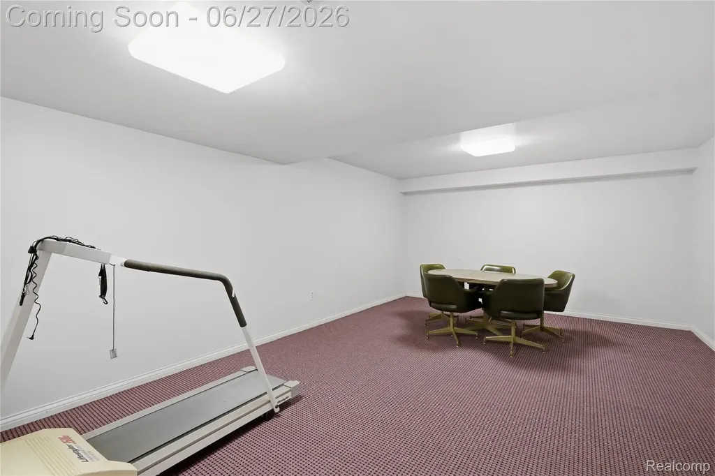 17223 Lake View Circle Northville Township MI 48168