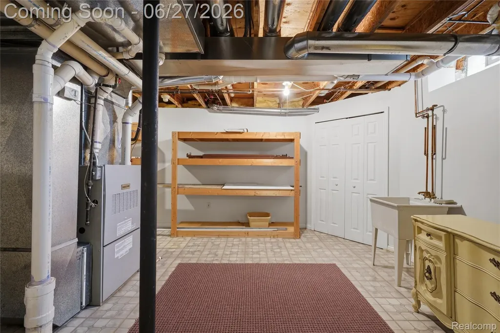 17223 Lake View Circle Northville Township MI 48168