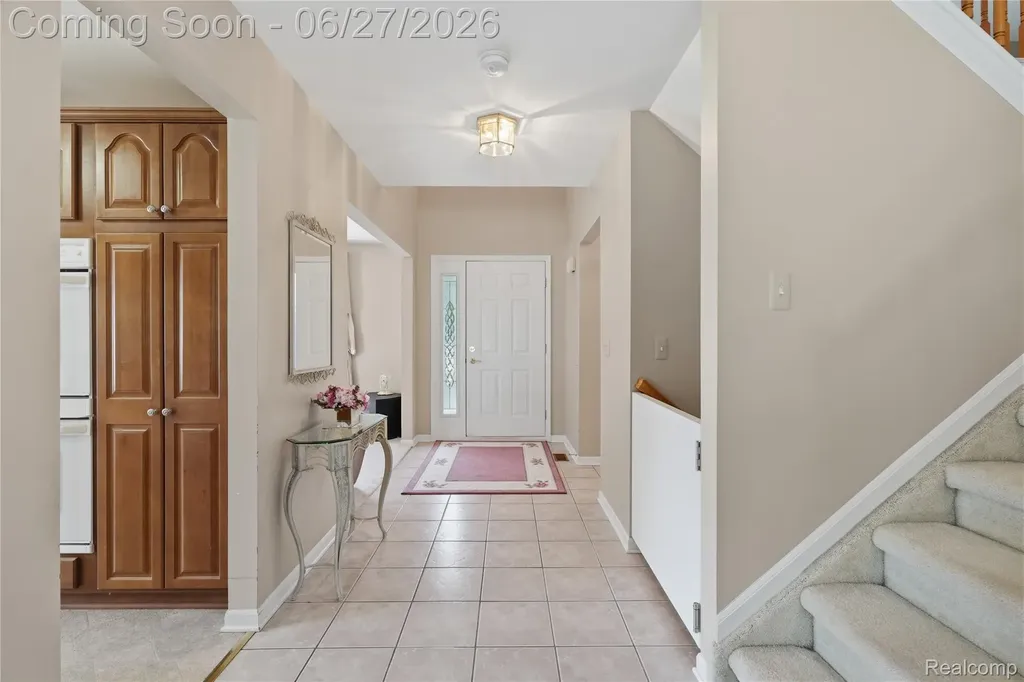 17223 Lake View Circle Northville Township MI 48168