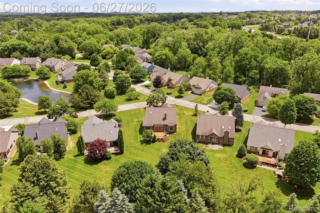 17223 Lake View Circle Northville Township MI 48168
