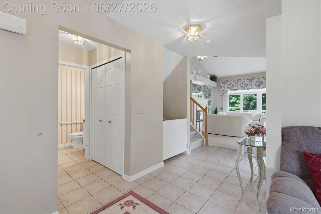 17223 Lake View Circle Northville Township MI 48168