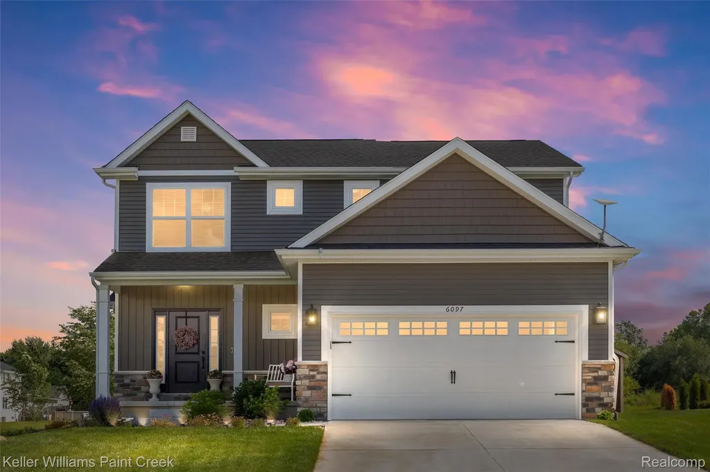 6097 Summerbrooke Circle Handy Township MI 48836