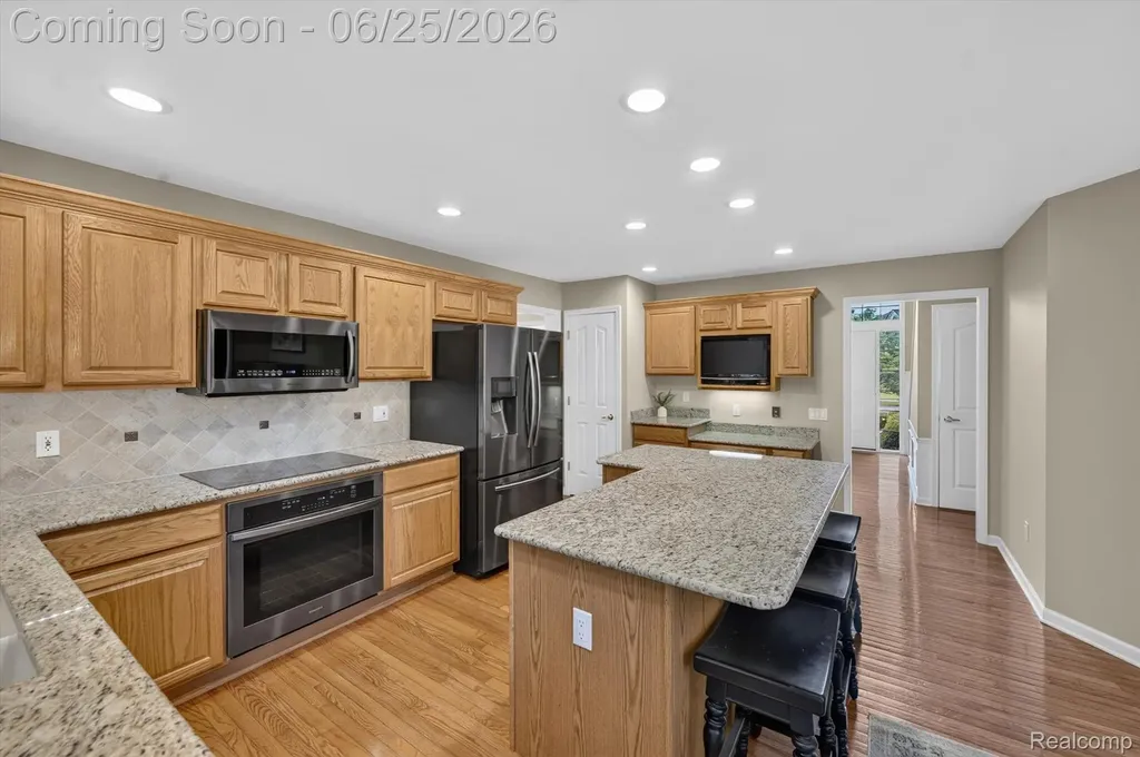 558 Sylvan Drive Canton Charter Township MI 48188