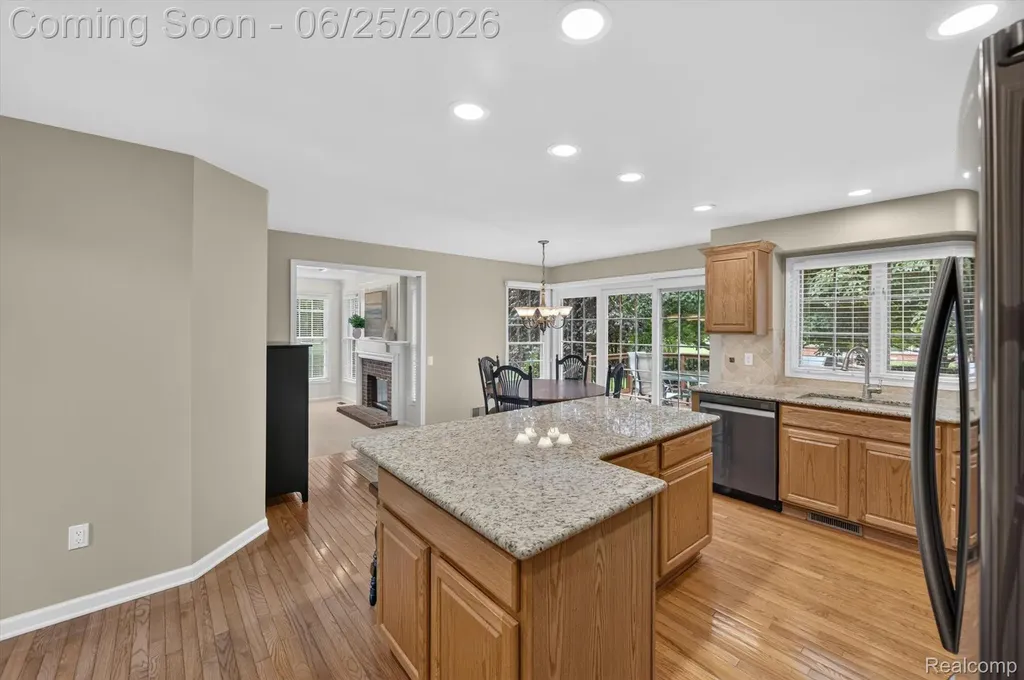 558 Sylvan Drive Canton Charter Township MI 48188