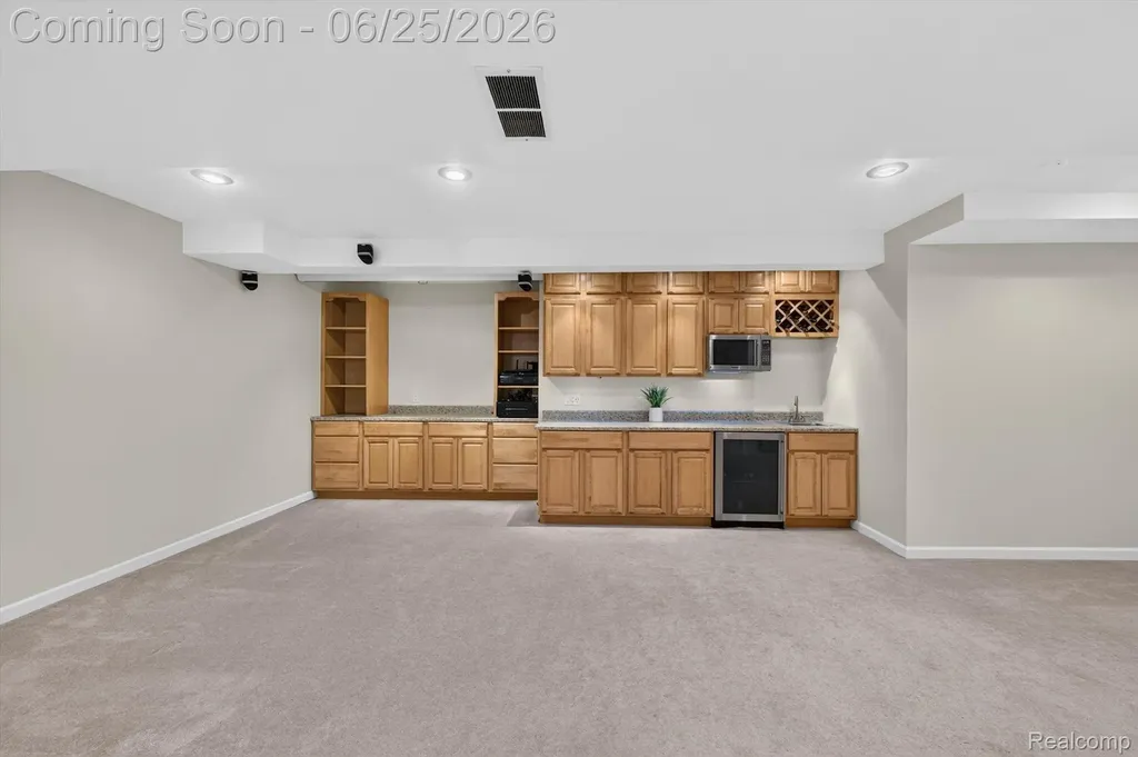 558 Sylvan Drive Canton Charter Township MI 48188