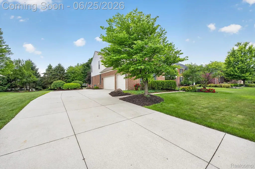 558 Sylvan Drive Canton Charter Township MI 48188