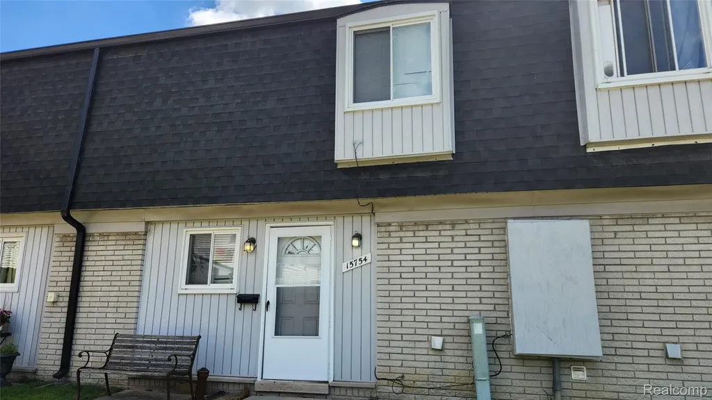 15754 Dupage Boulevard Taylor City MI 48180