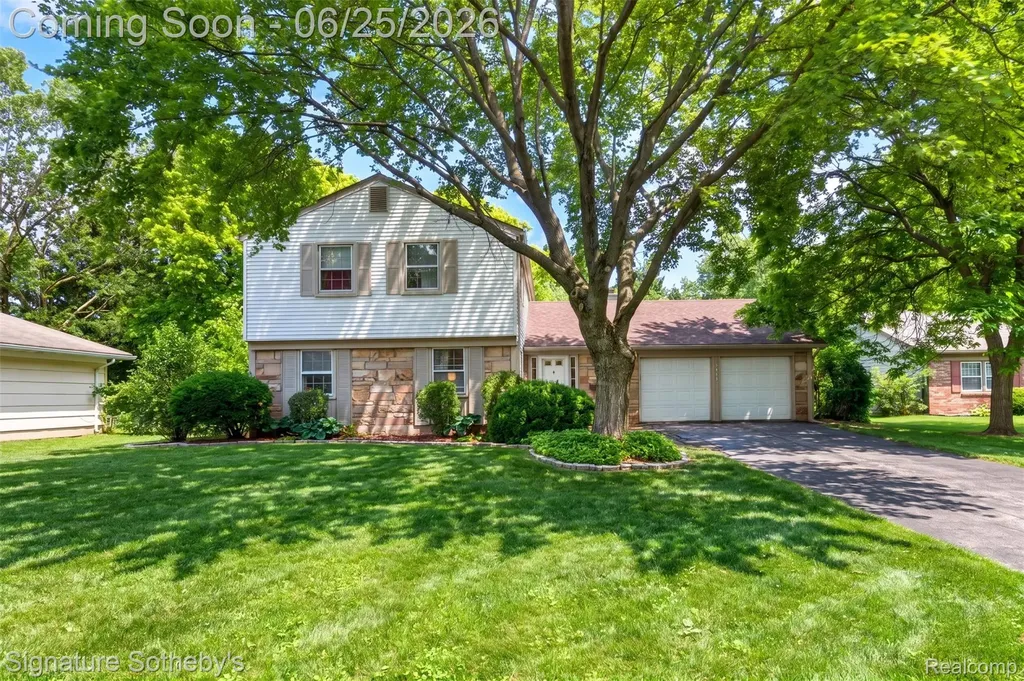 4672 Argyle Drive Troy City MI 48085