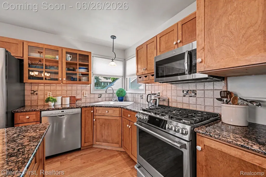 217 Ann Street Plymouth City MI 48170