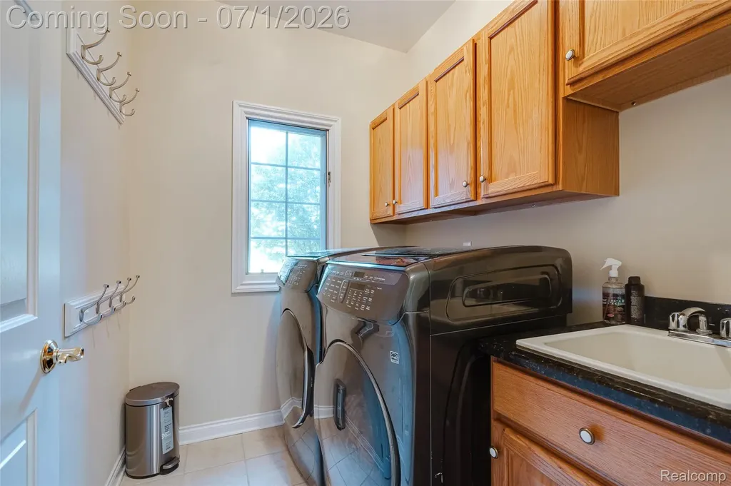 4461 Old Oak Court Superior Charter Township MI 48170