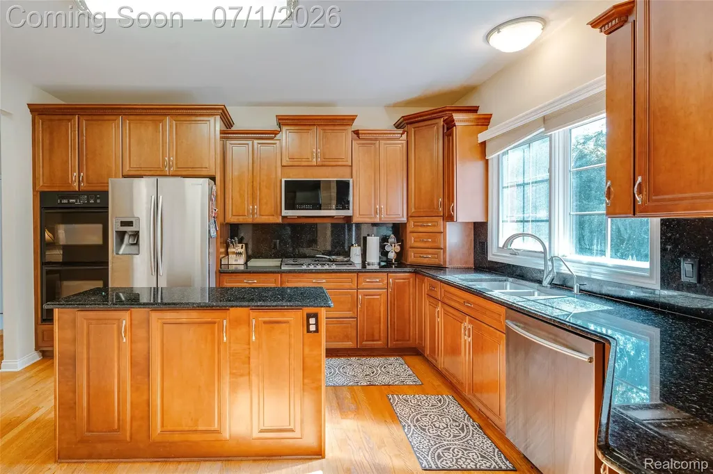 4461 Old Oak Court Superior Charter Township MI 48170