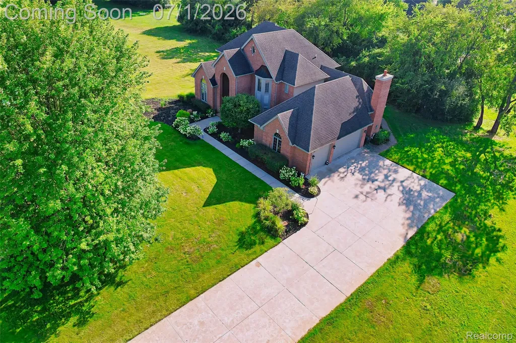 4461 Old Oak Court Superior Charter Township MI 48170