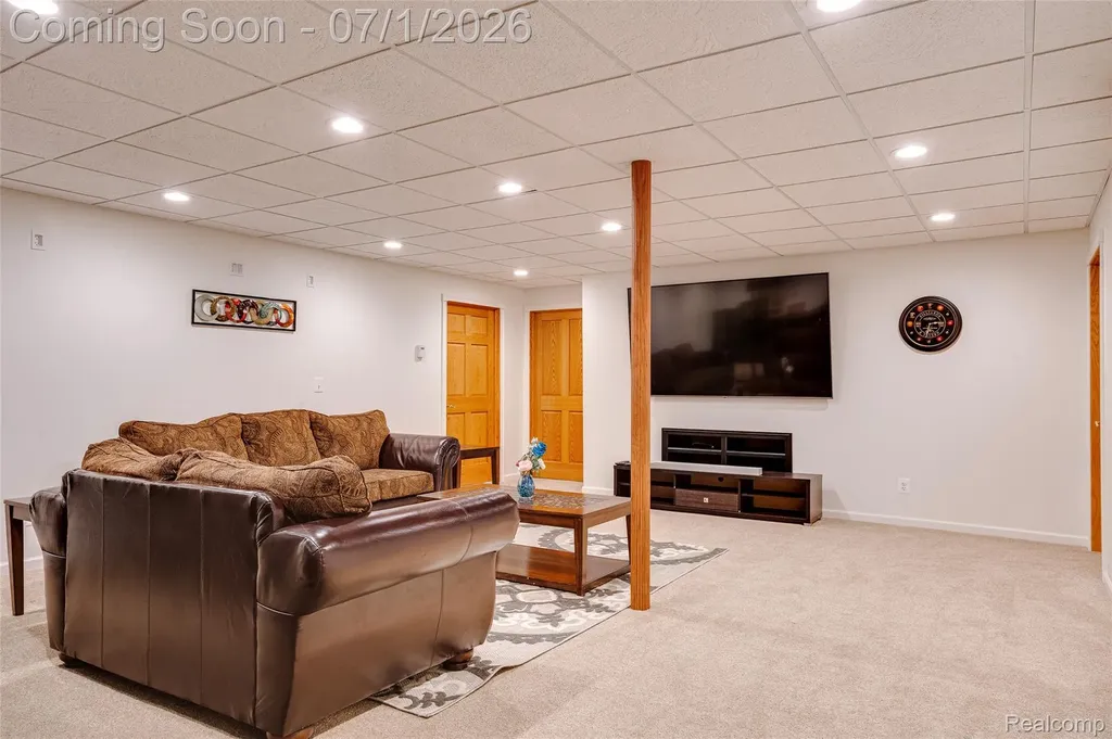 4461 Old Oak Court Superior Charter Township MI 48170