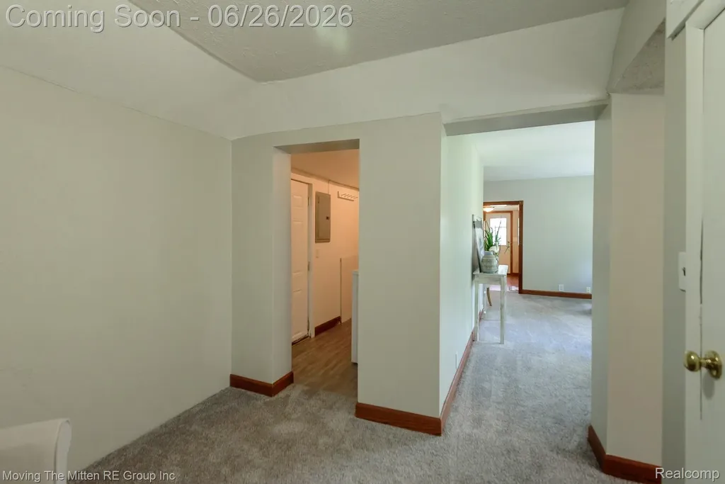 30 Wexford Avenue Belleville City MI 48111