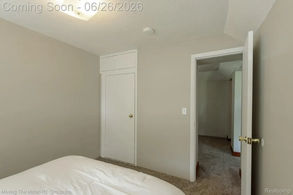 30 Wexford Avenue Belleville City MI 48111