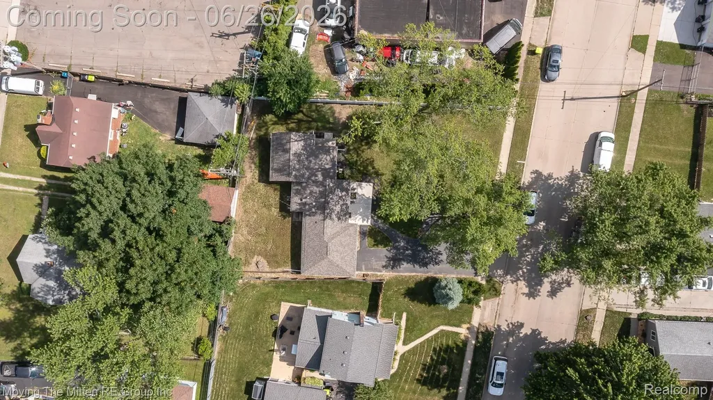 30 Wexford Avenue Belleville City MI 48111