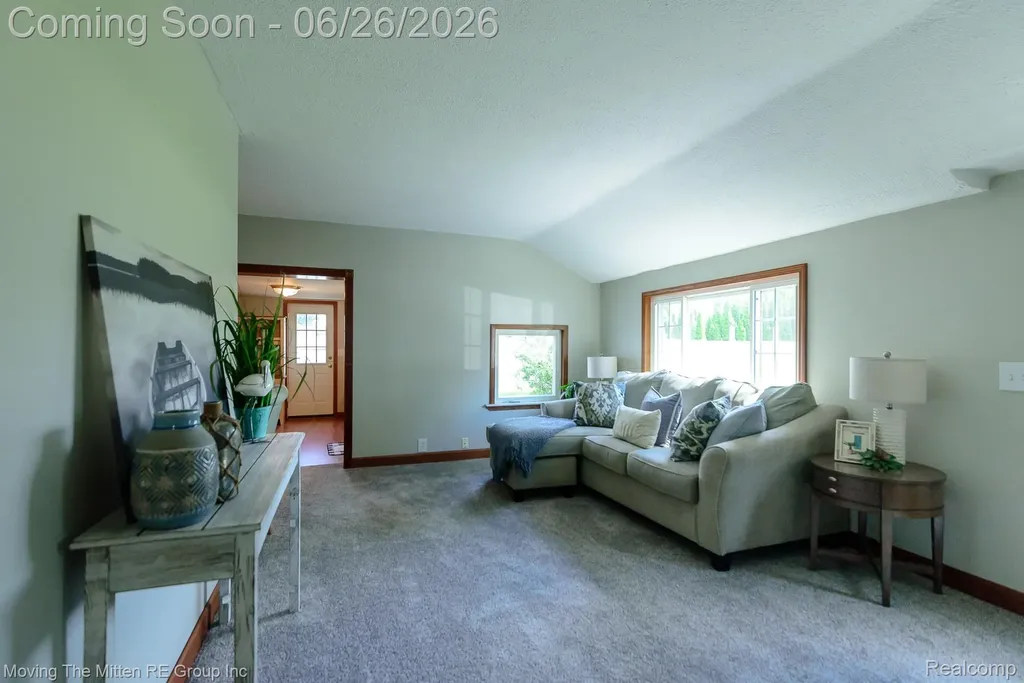 30 Wexford Avenue Belleville City MI 48111