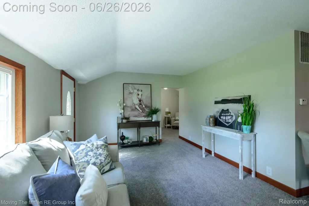 30 Wexford Avenue Belleville City MI 48111