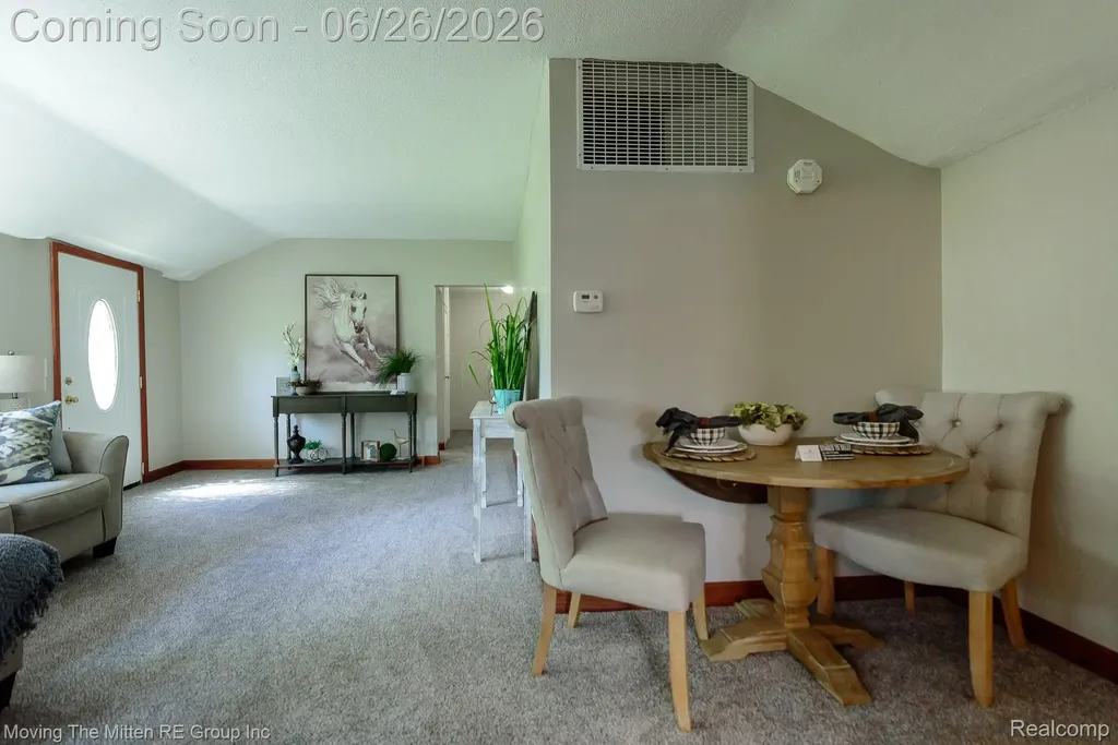 30 Wexford Avenue Belleville City MI 48111