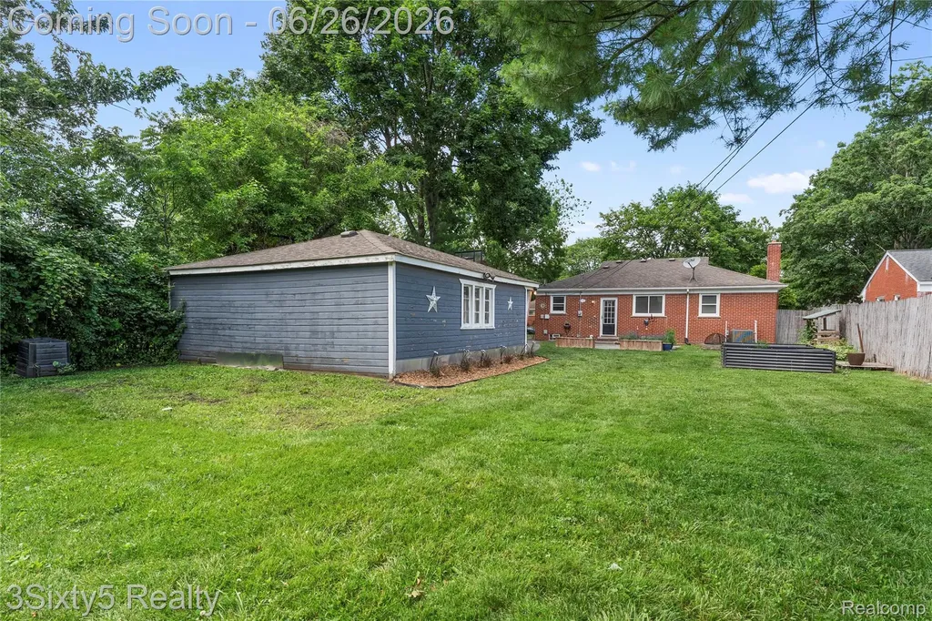 28717 Westfield Street Livonia City MI 48150