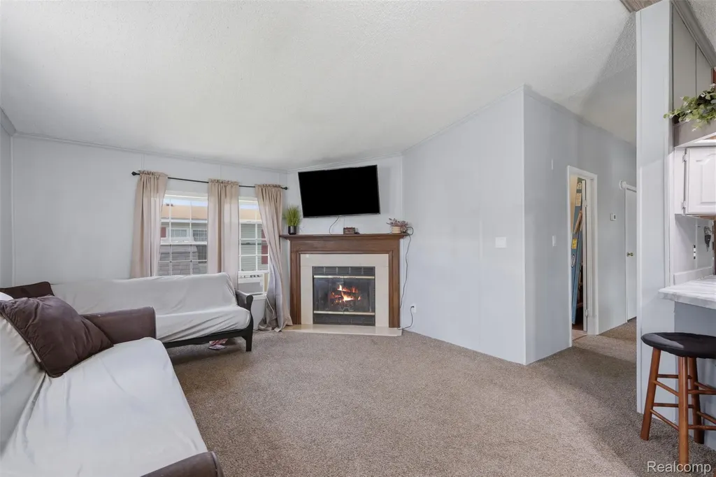 28725 Parkview Flat Rock City MI 48134