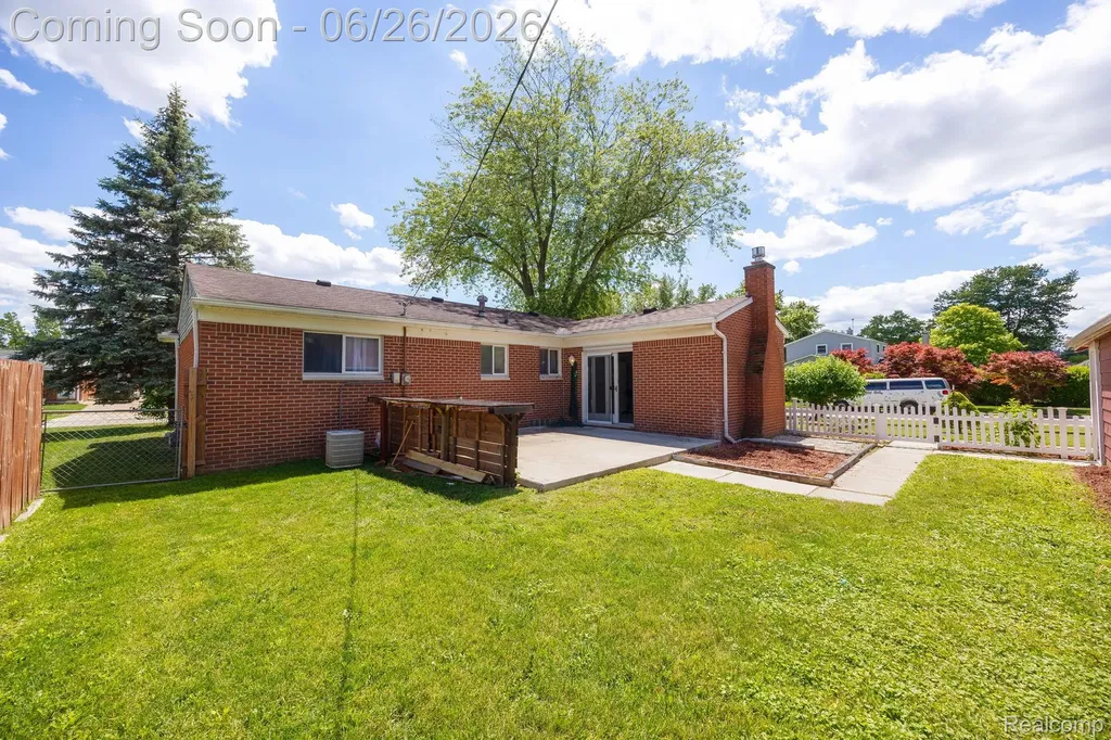 15724 Leader Street Taylor City MI 48180