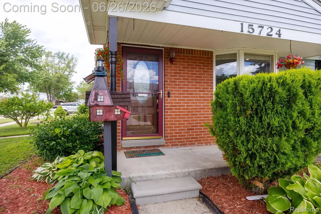 15724 Leader Street Taylor City MI 48180