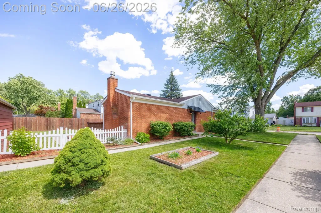 15724 Leader Street Taylor City MI 48180