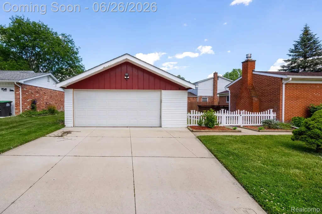 15724 Leader Street Taylor City MI 48180