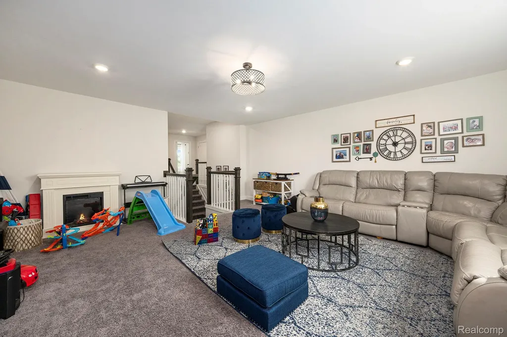 53213 Bay Laurel Lane Lyon Charter Township MI 48178