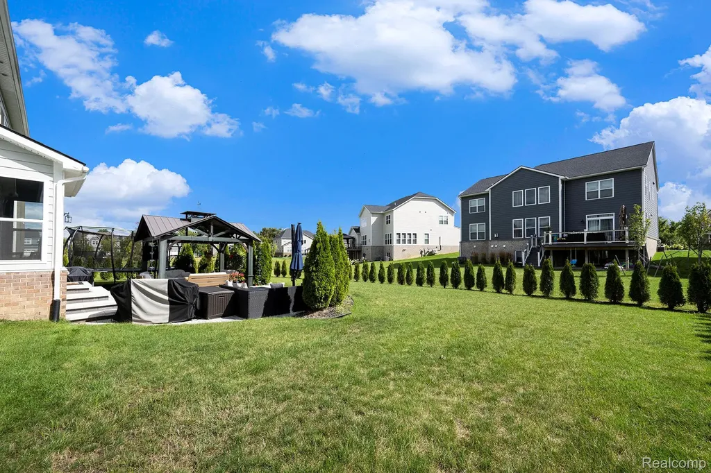 53213 Bay Laurel Lane Lyon Charter Township MI 48178