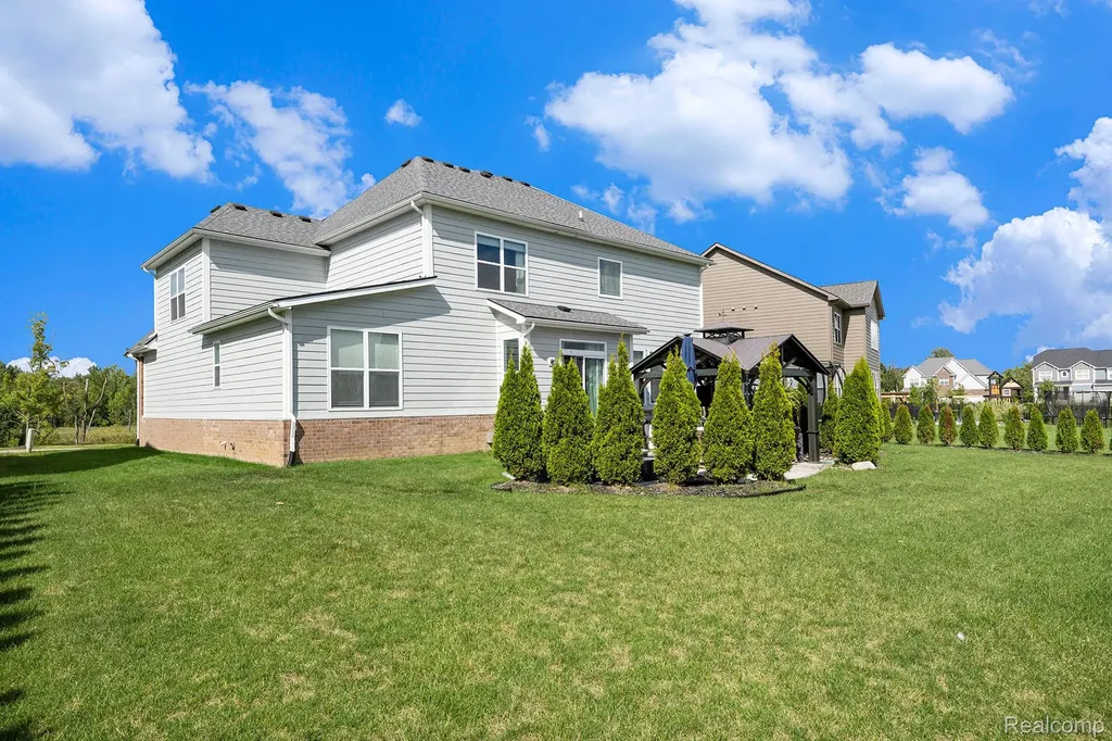 53213 Bay Laurel Lane Lyon Charter Township MI 48178