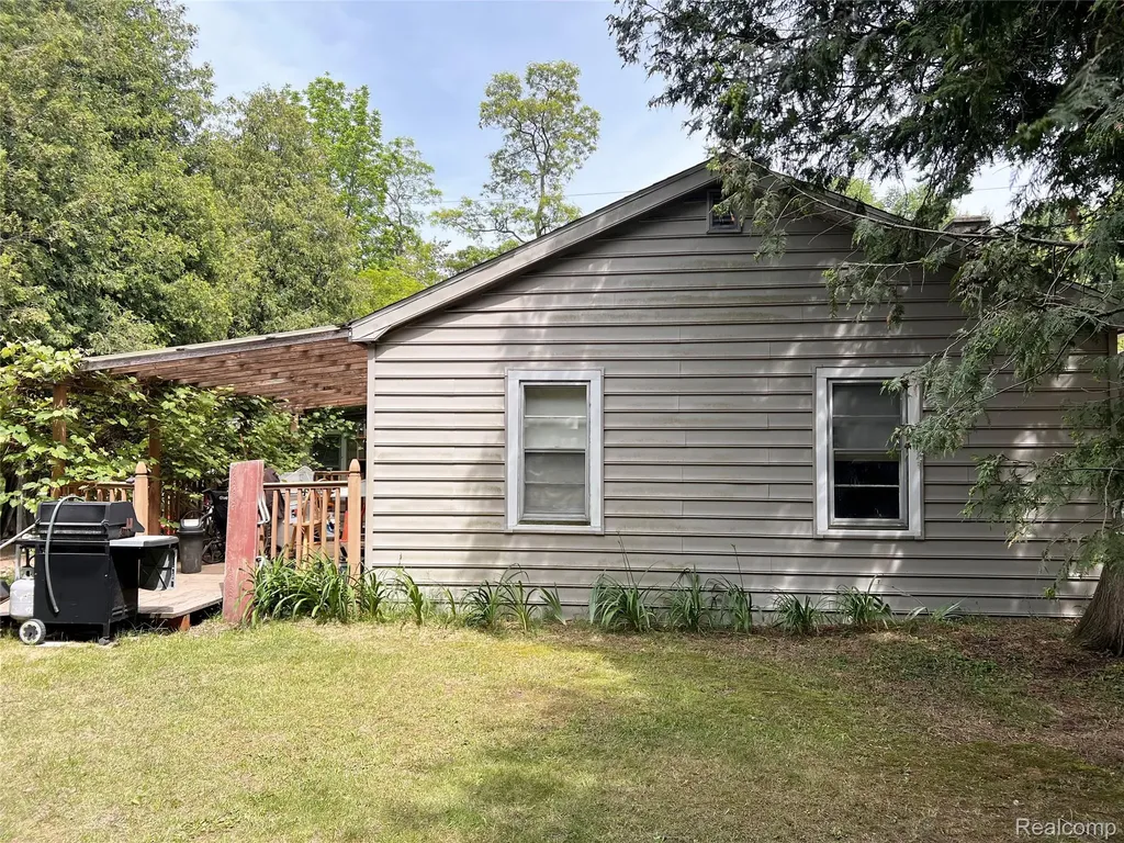 7816 3rd Street Delaware Township MI 48434