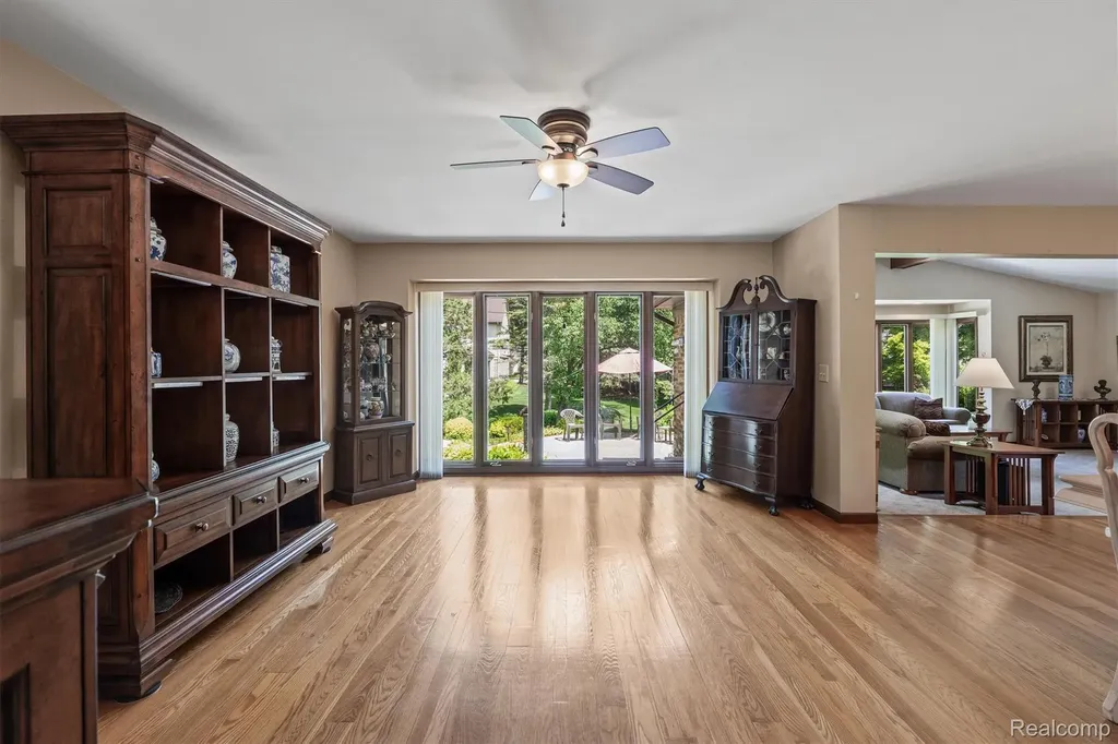 3436 Wedgewood Drive Rochester Hills City MI 48306