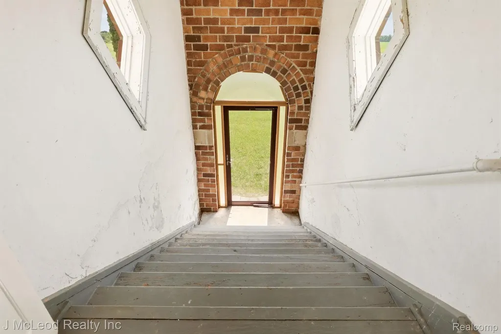 2515 E Akron Road Ellington Township MI 48723