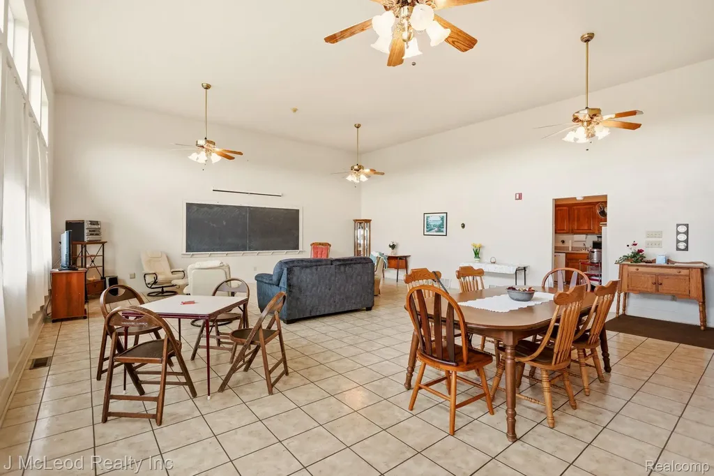 2515 E Akron Road Ellington Township MI 48723