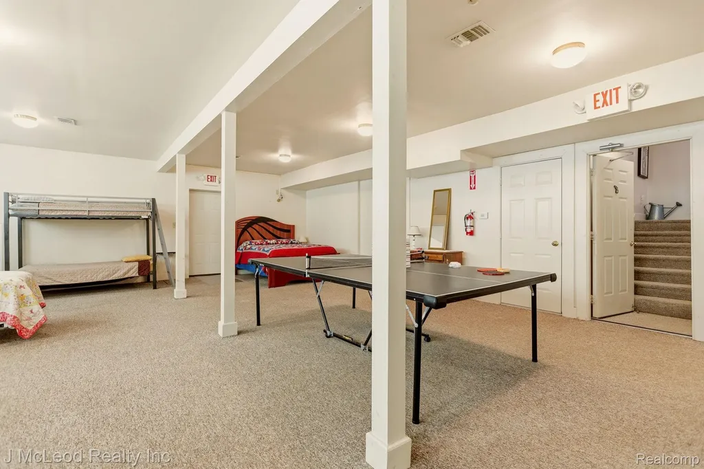 2515 E Akron Road Ellington Township MI 48723