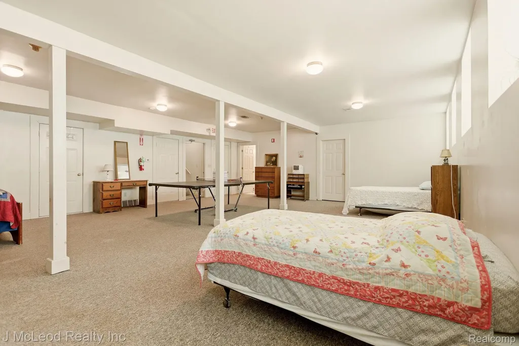 2515 E Akron Road Ellington Township MI 48723