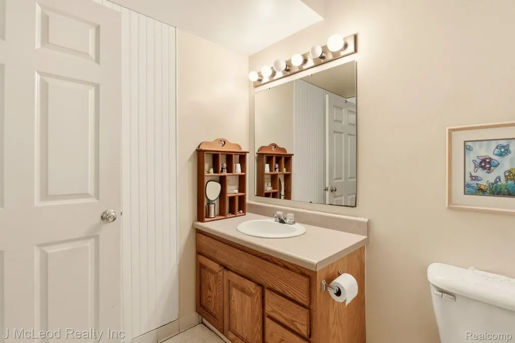 2515 E Akron Road Ellington Township MI 48723
