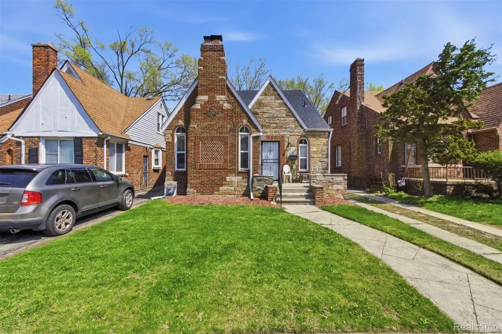 18966 San Juan Drive Detroit City MI 48221