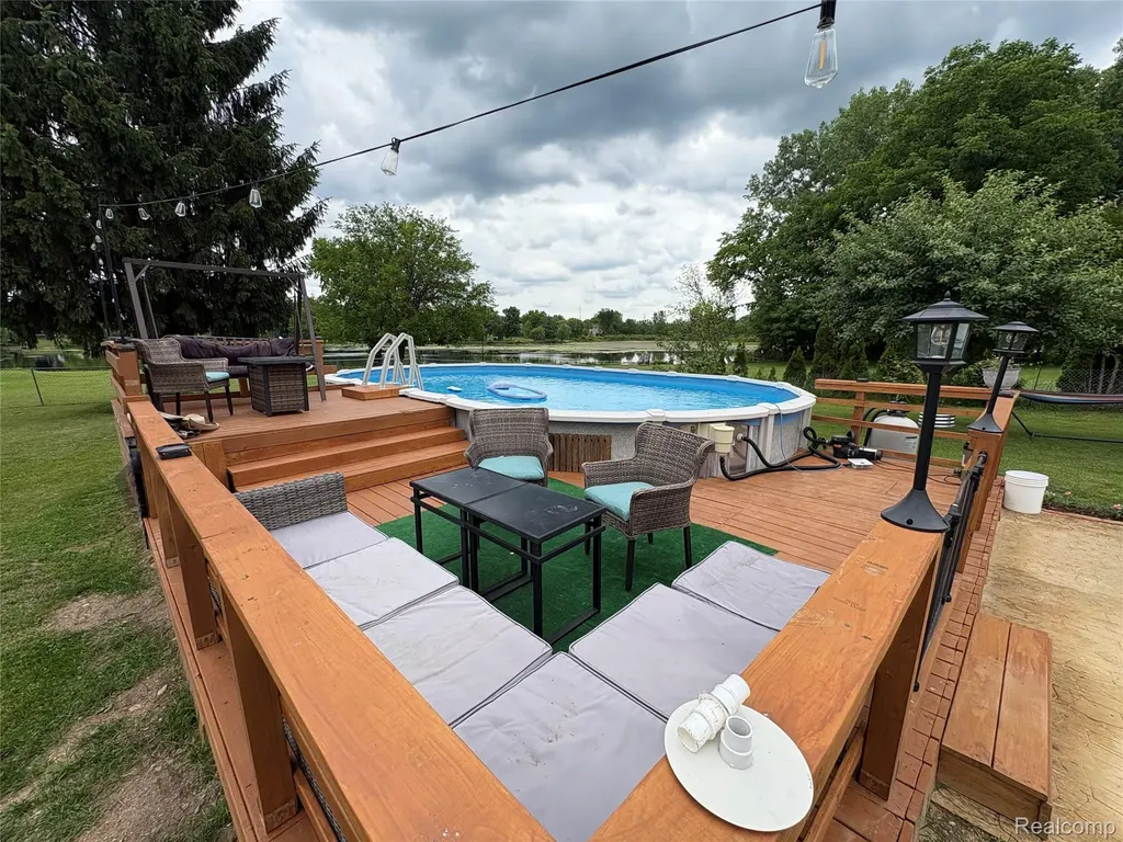 615 Senecal Street Fenton City MI 48430