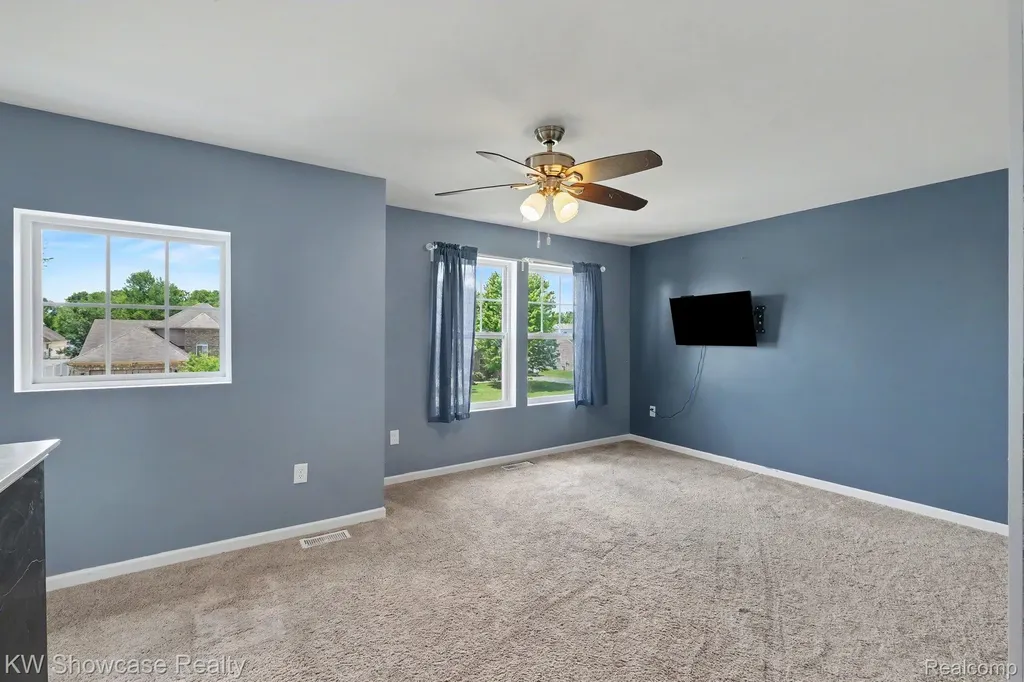 4339 Pebble Creek Boulevard Burton City MI 48439