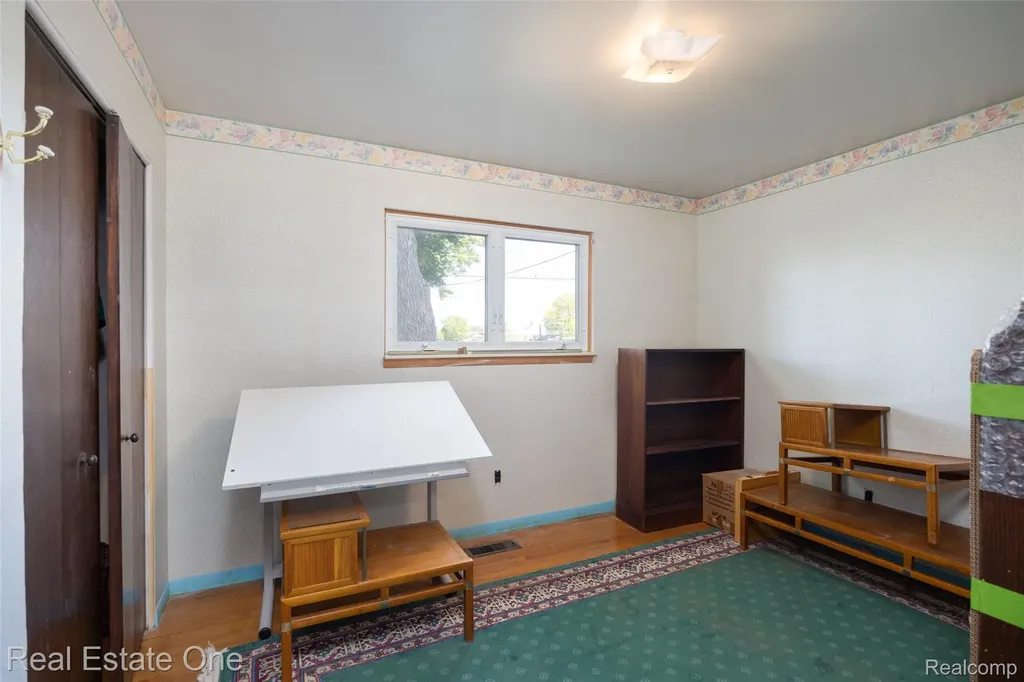 36424 Clifford Drive Sterling Heights City MI 48312