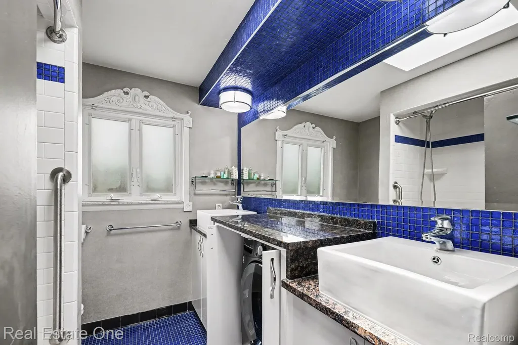 36424 Clifford Drive Sterling Heights City MI 48312