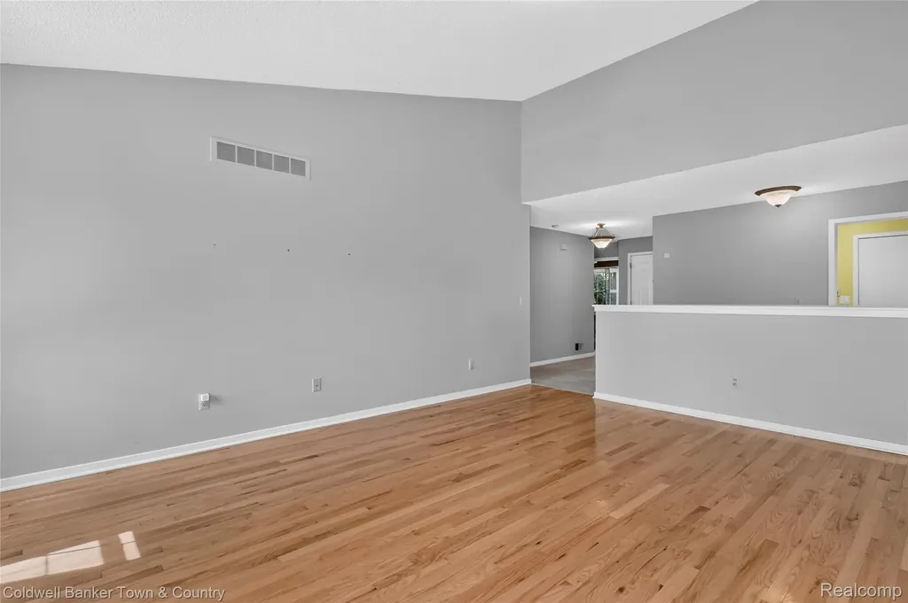 41703 Kirkwood Drive Novi City MI 48377