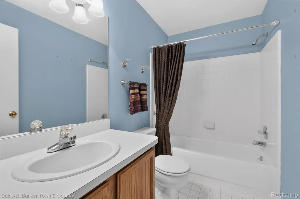 41703 Kirkwood Drive Novi City MI 48377