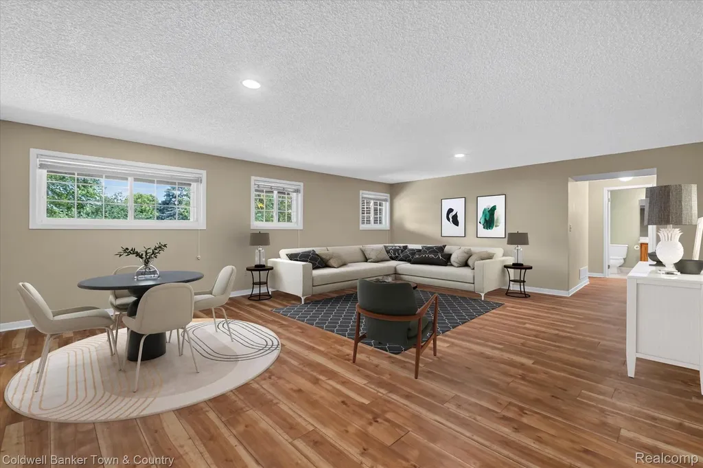41703 Kirkwood Drive Novi City MI 48377